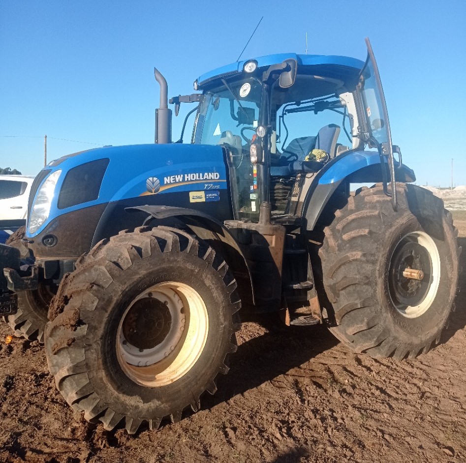 Trator New Holland T7 175, 2015